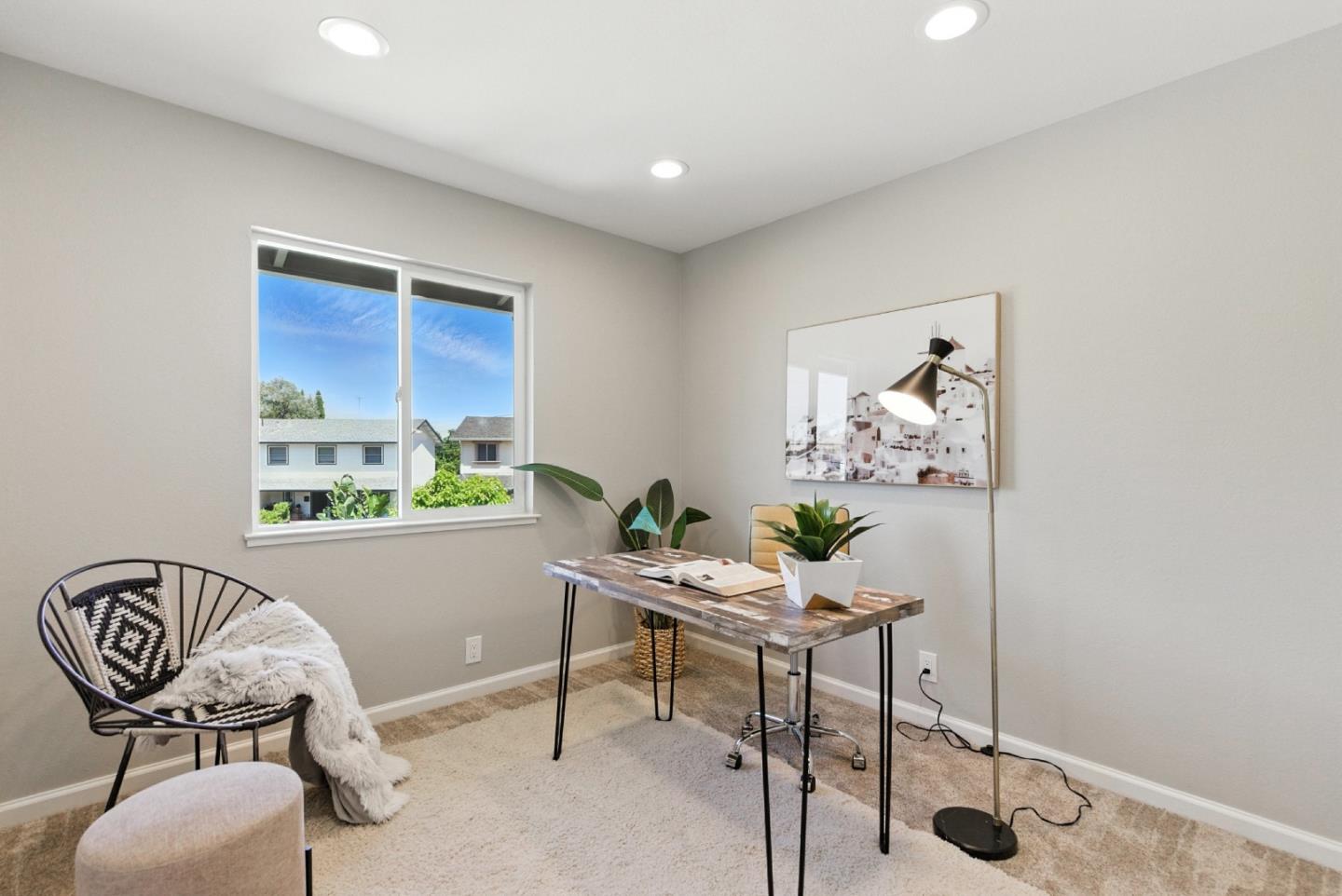 2924 Via Encinitas