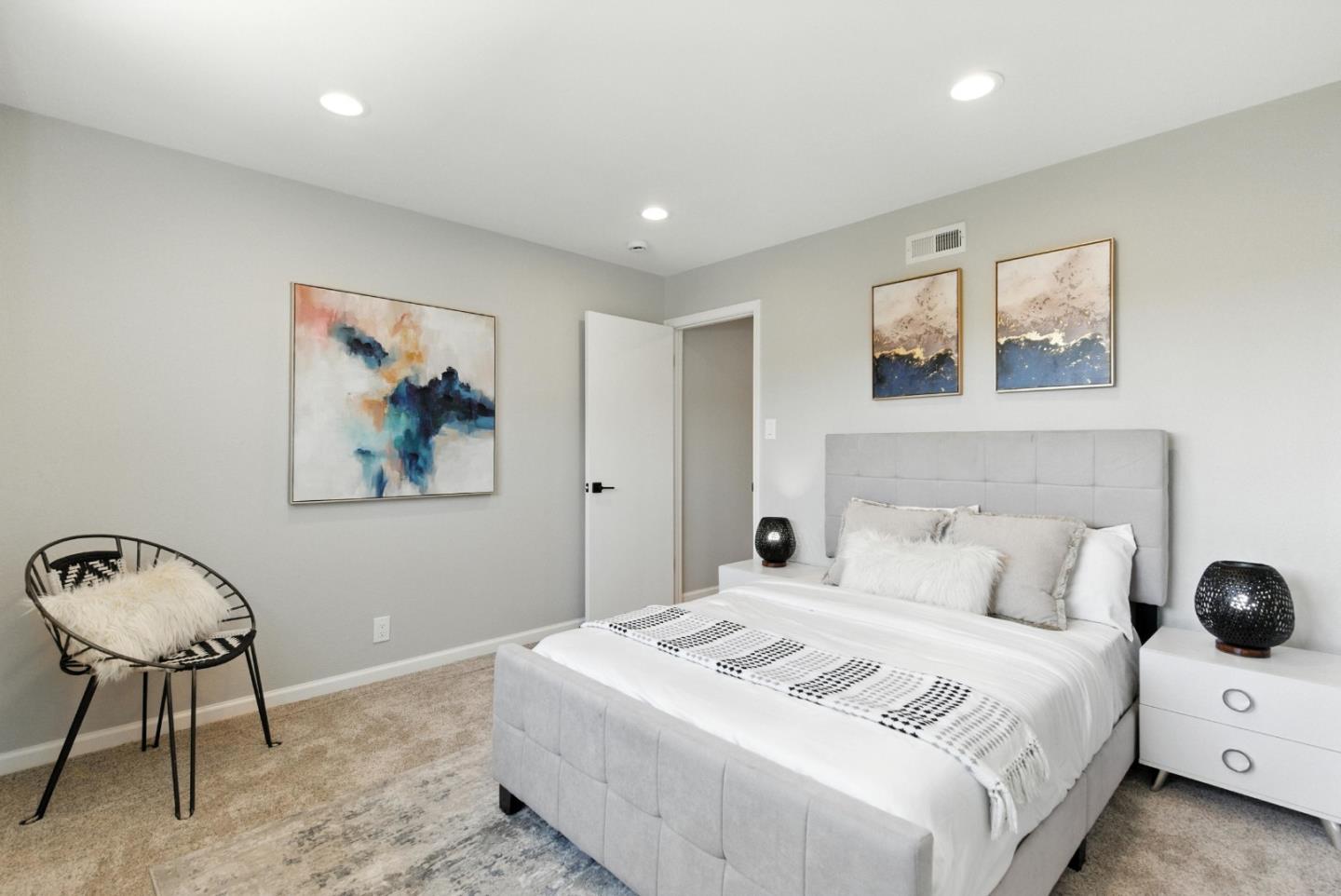 2924 Via Encinitas