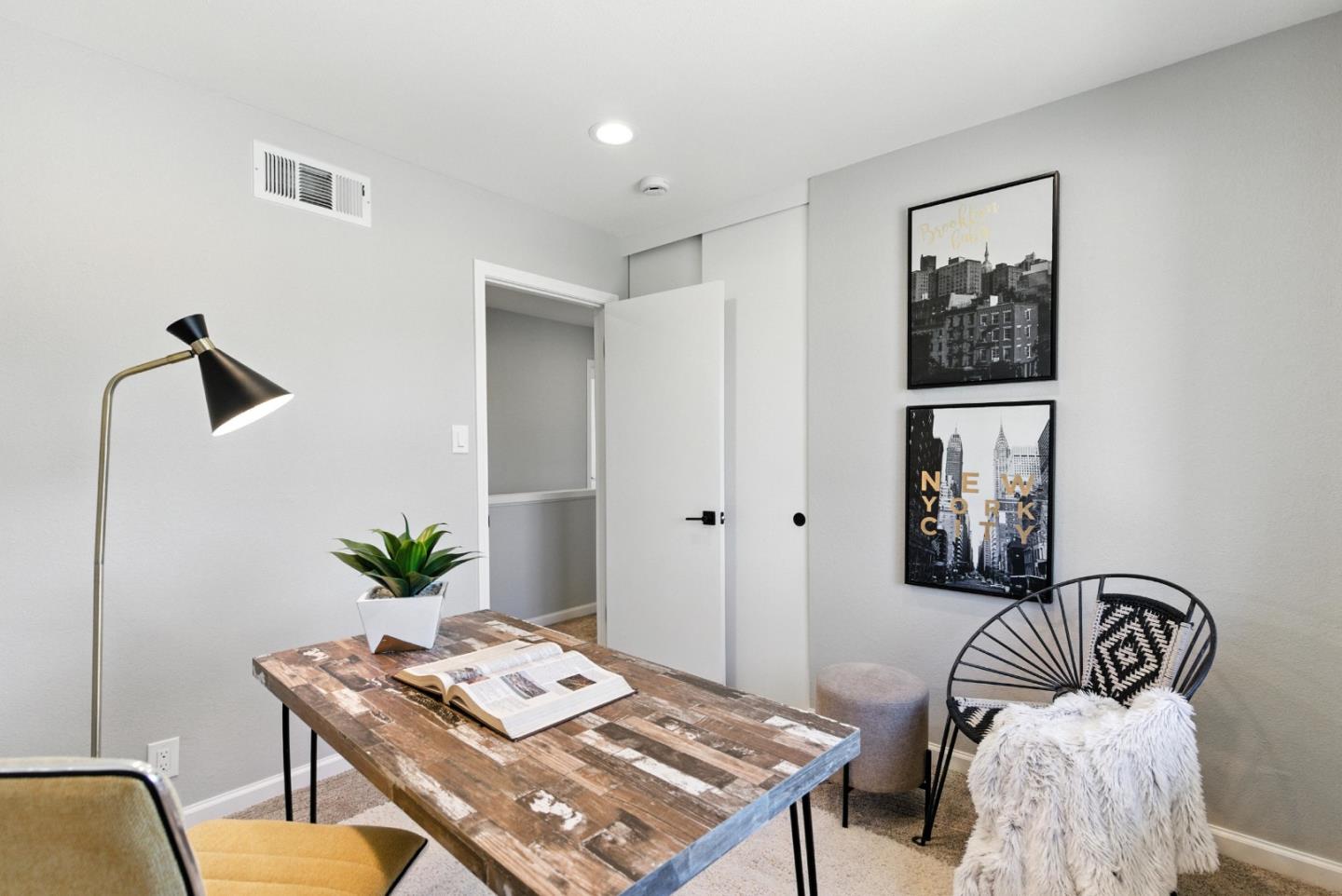 2924 Via Encinitas