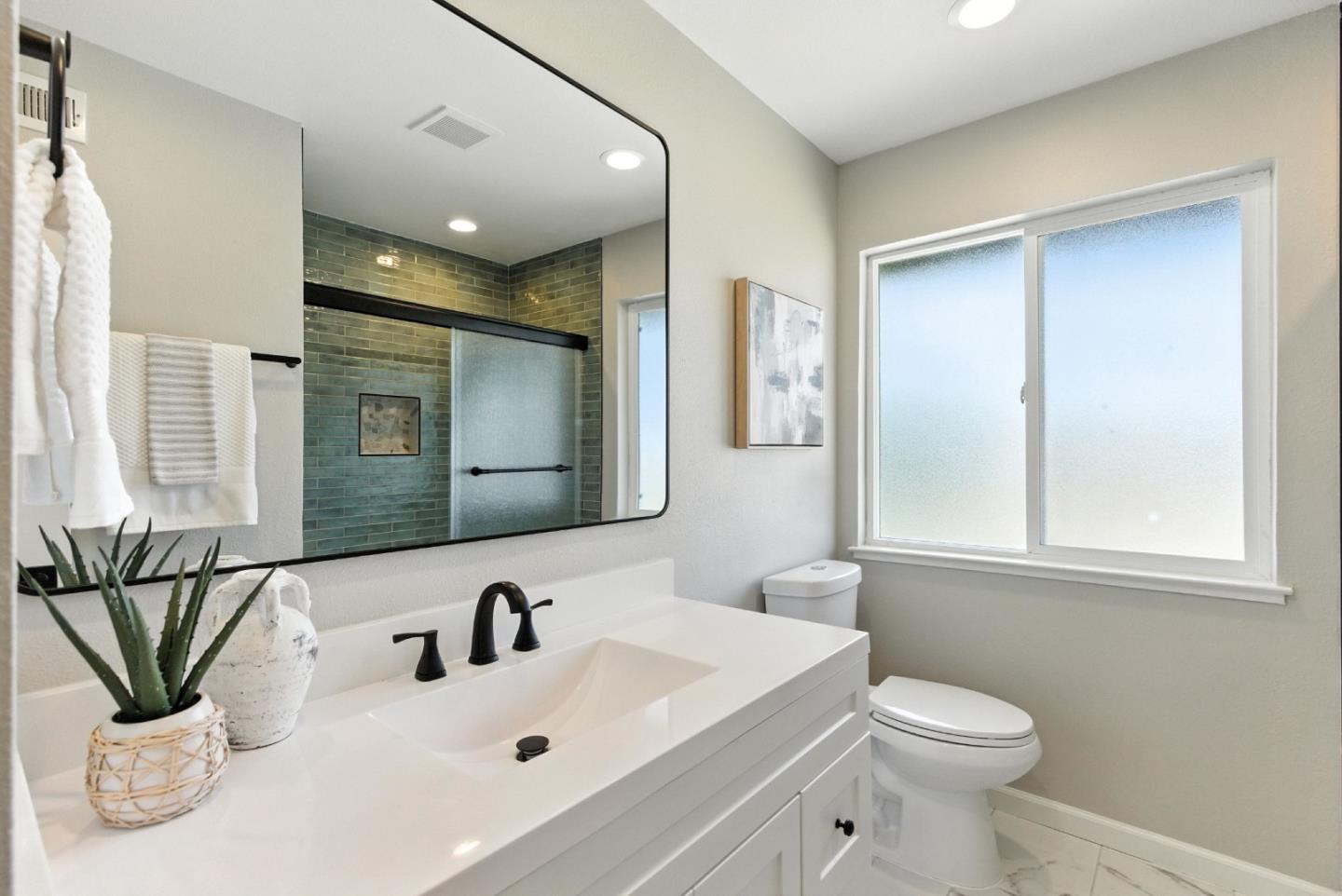 2924 Via Encinitas