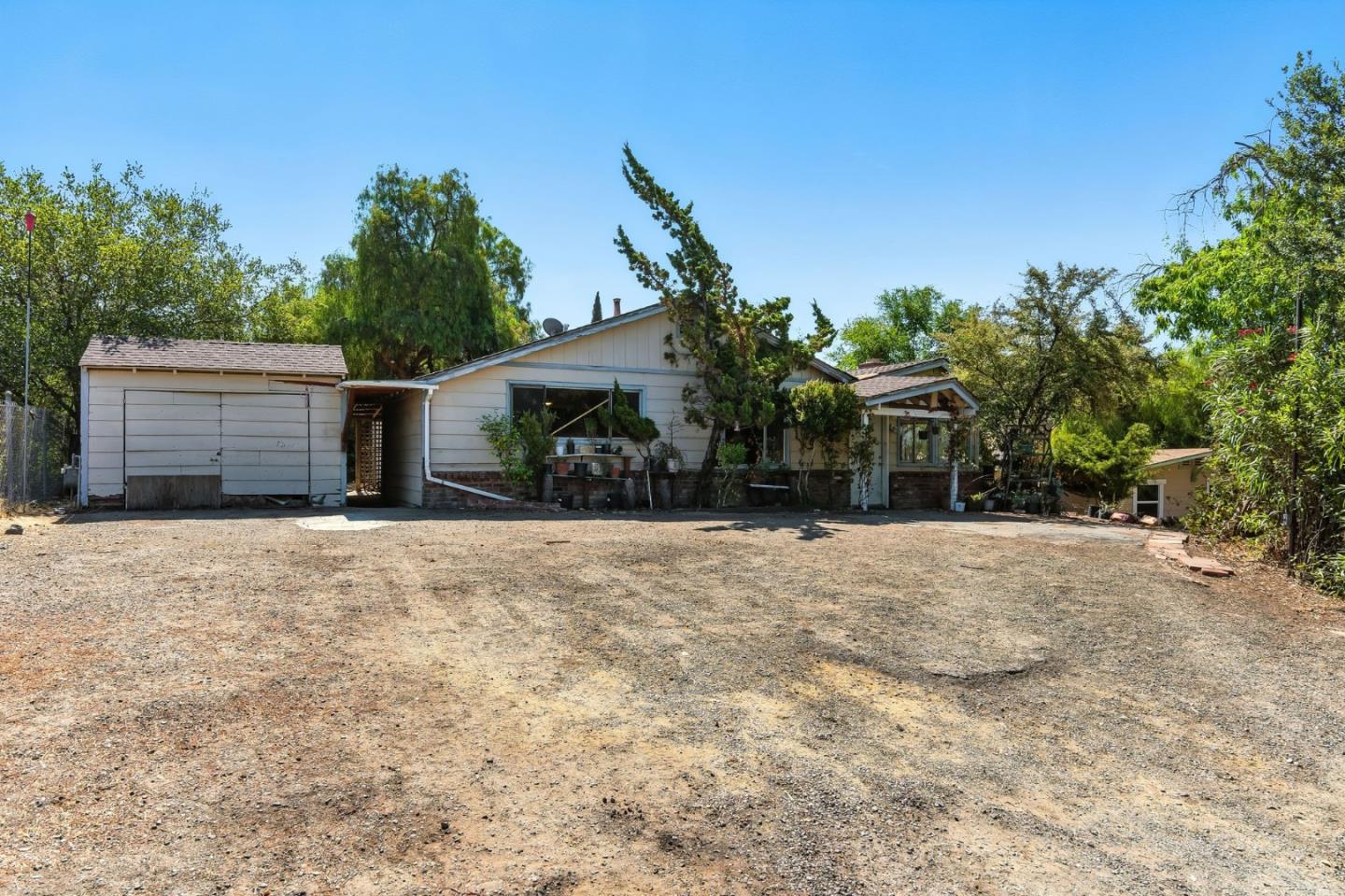 14862 Watters Drive