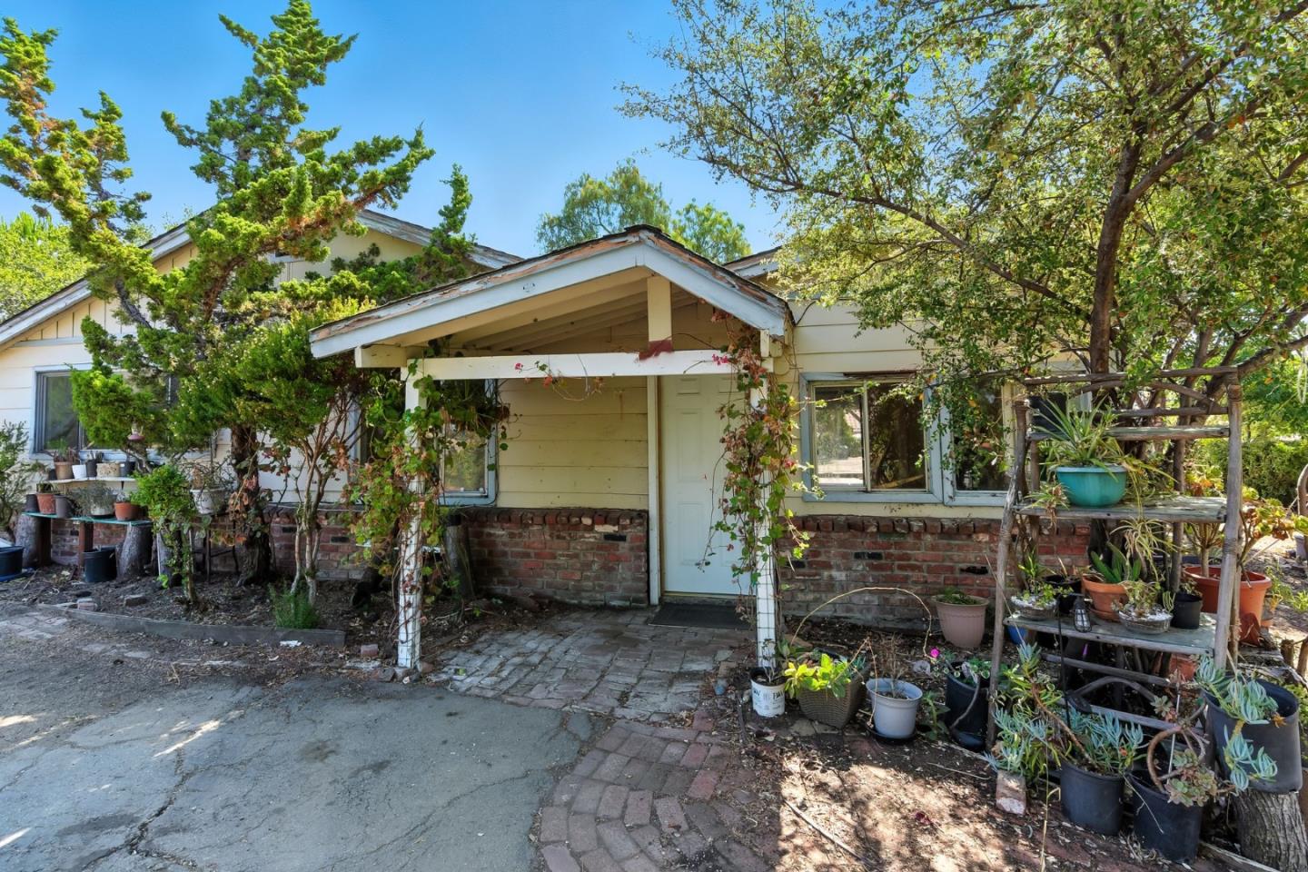 14862 Watters Drive