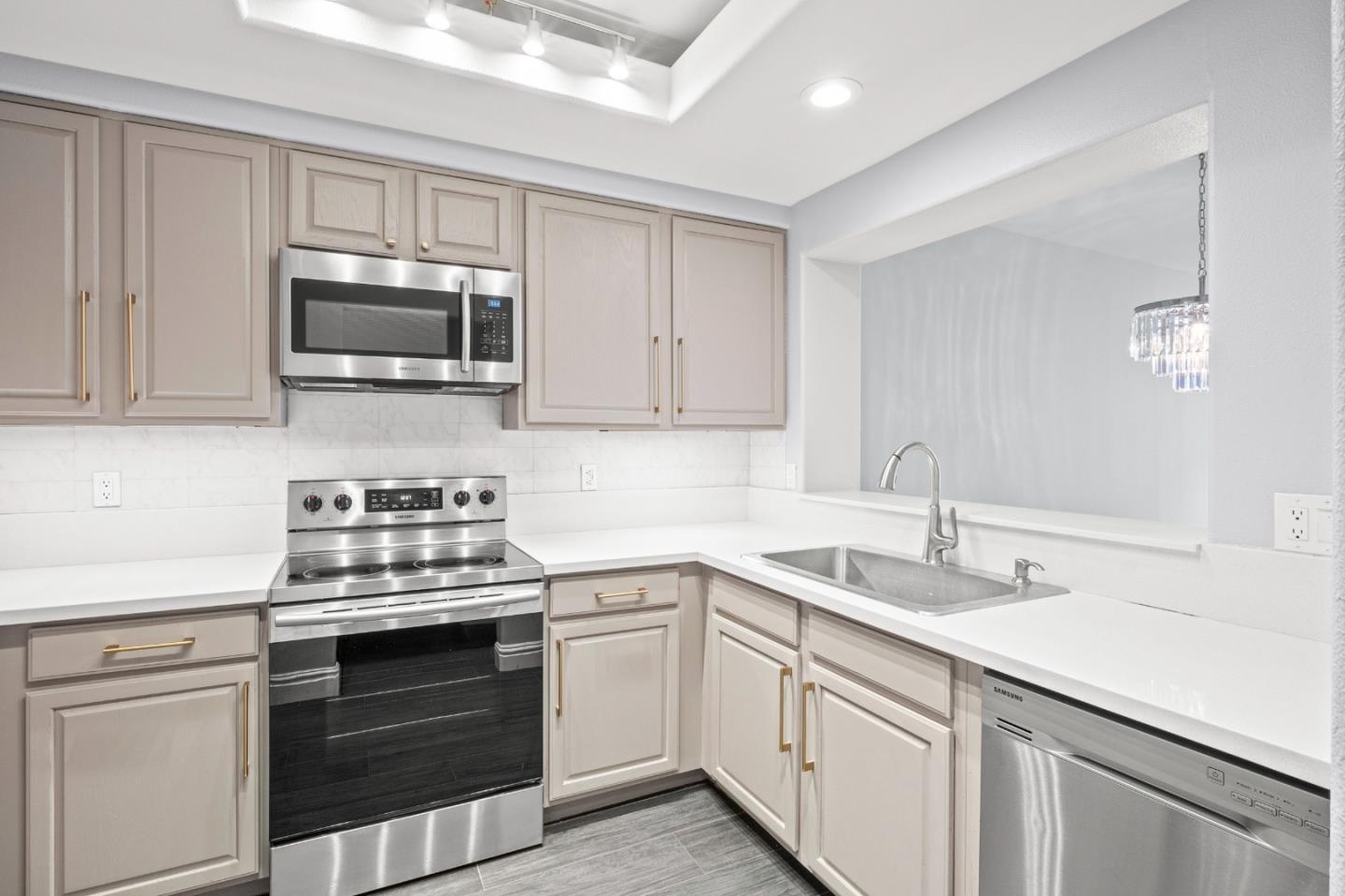 144 South 3rd Street 320