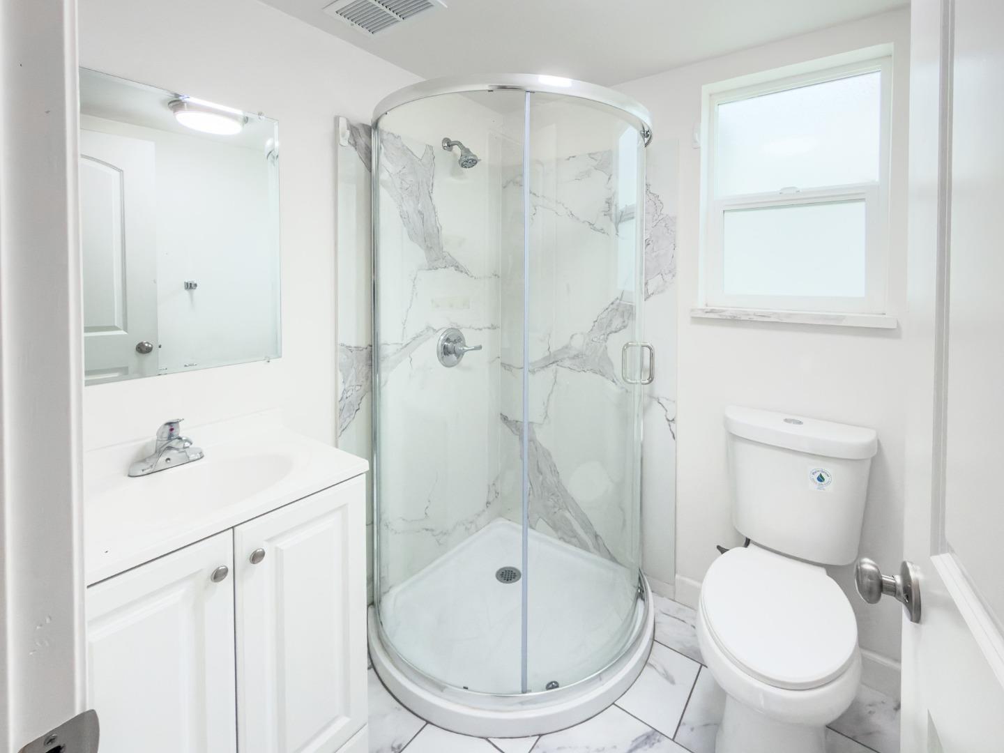 21661 East Cliff Drive