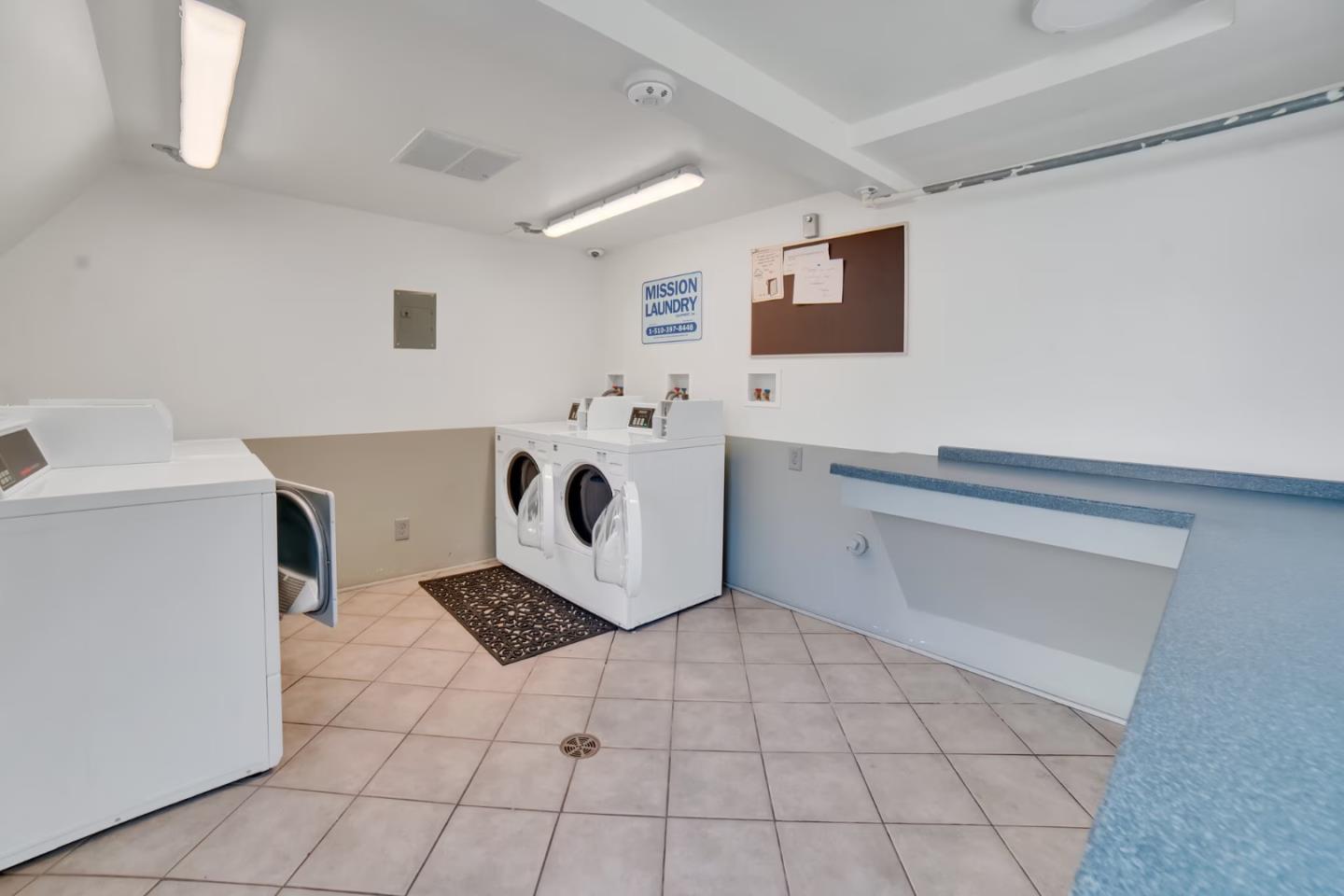 21661 East Cliff Drive