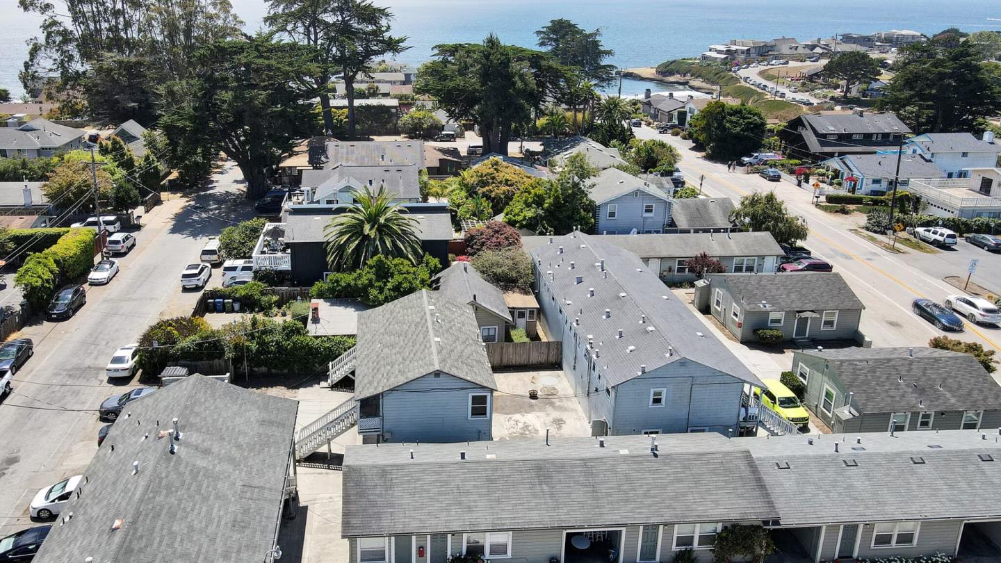 21661 East Cliff Drive