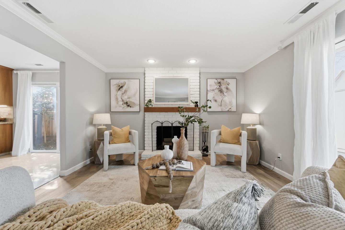 61 North Leigh Avenue