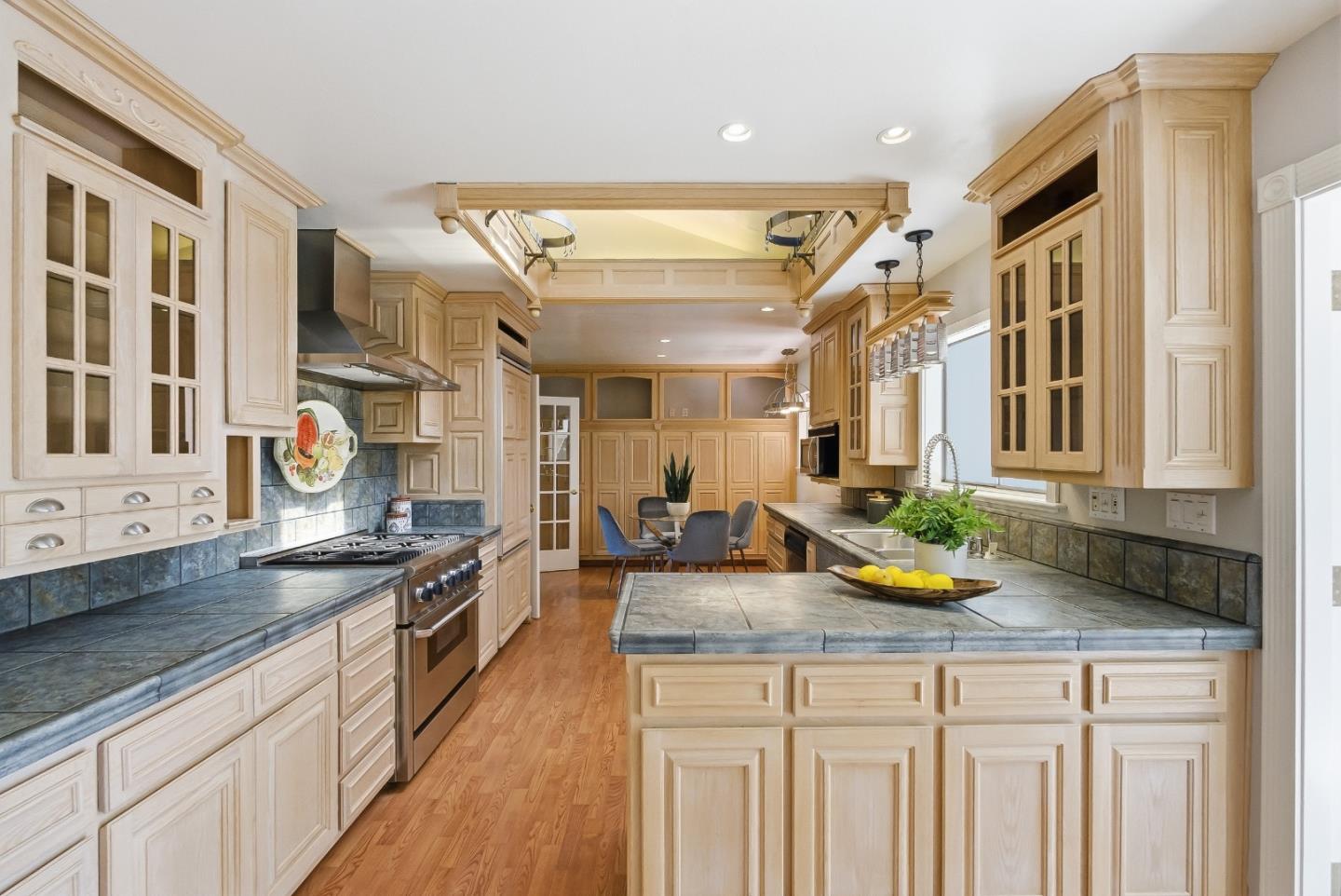 5527 Oak Park Drive