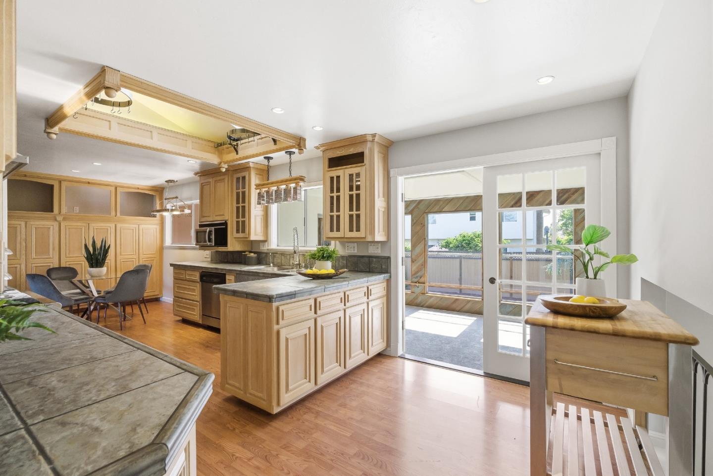 5527 Oak Park Drive
