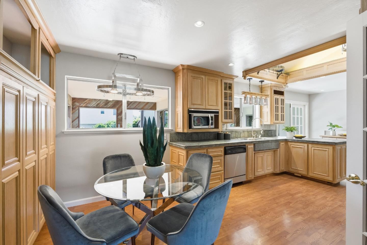 5527 Oak Park Drive