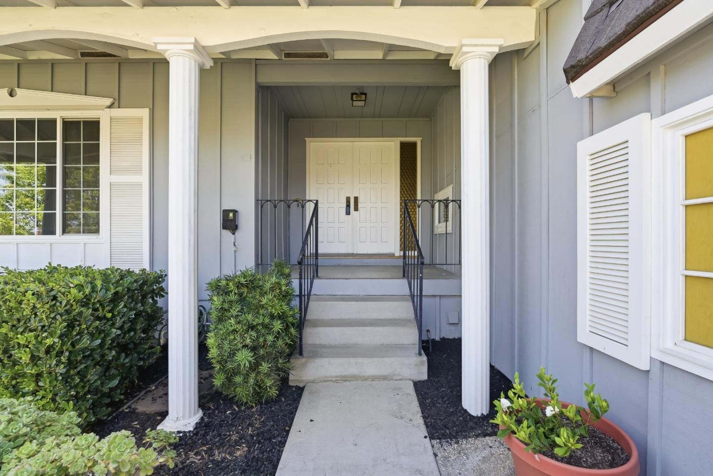 5527 Oak Park Drive