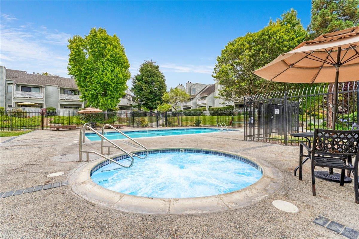 Willowbrook LN Unit: 86