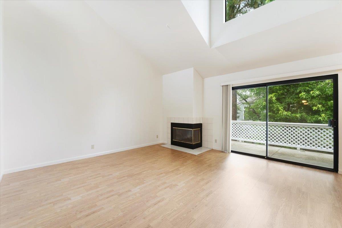 Willowbrook LN Unit: 86