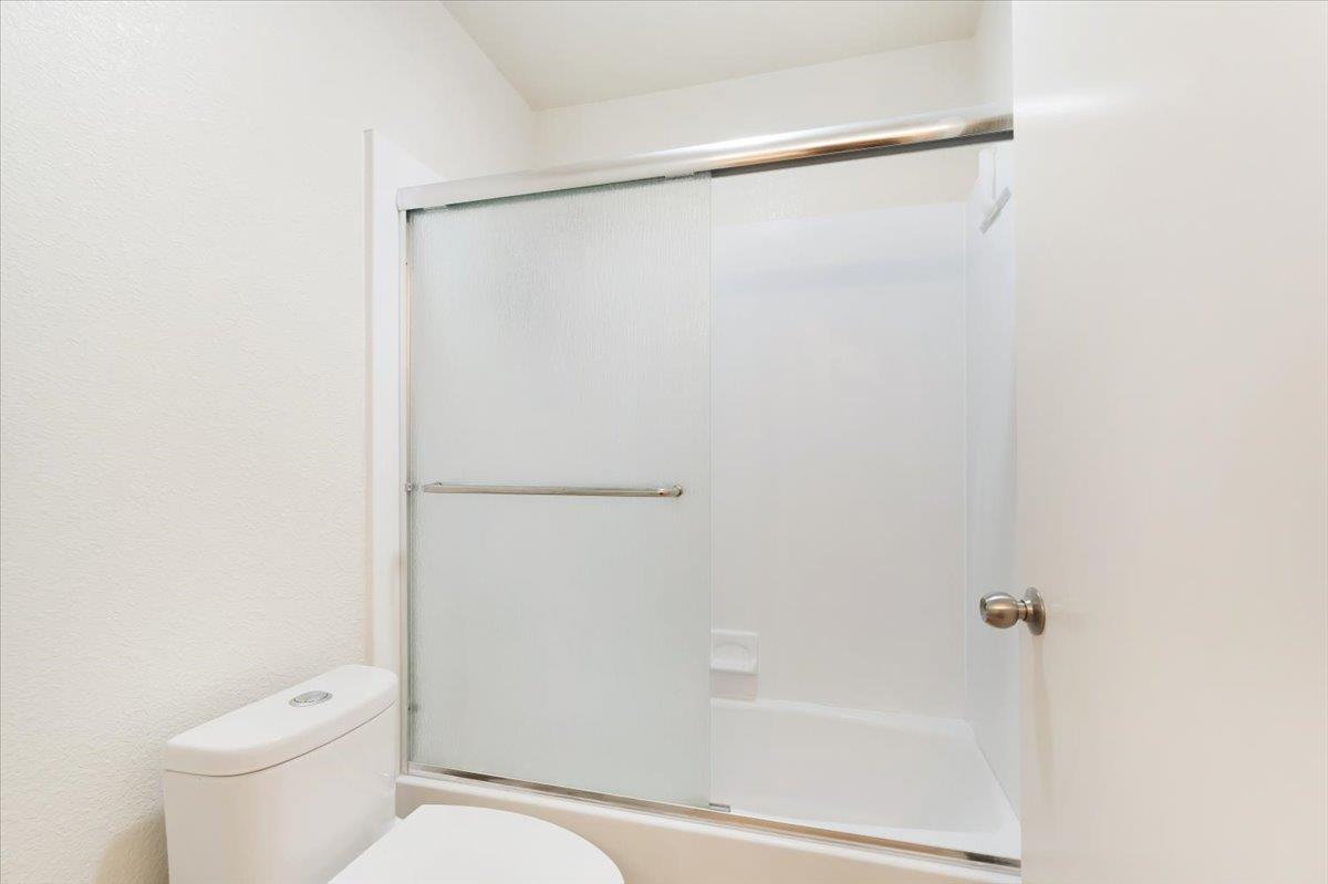 Willowbrook LN Unit: 86