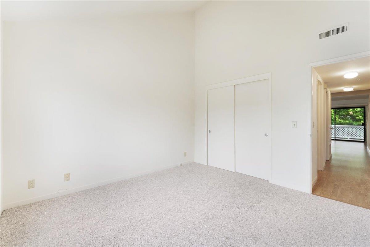Willowbrook LN Unit: 86