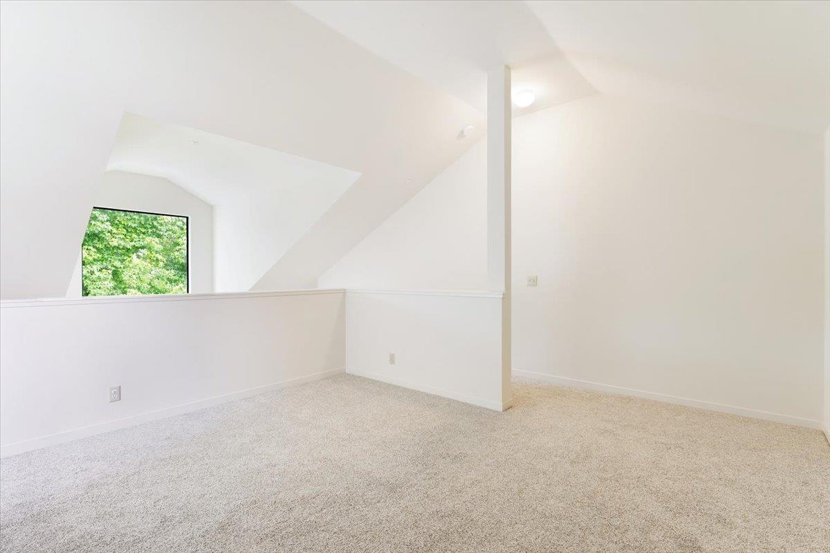 Willowbrook LN Unit: 86