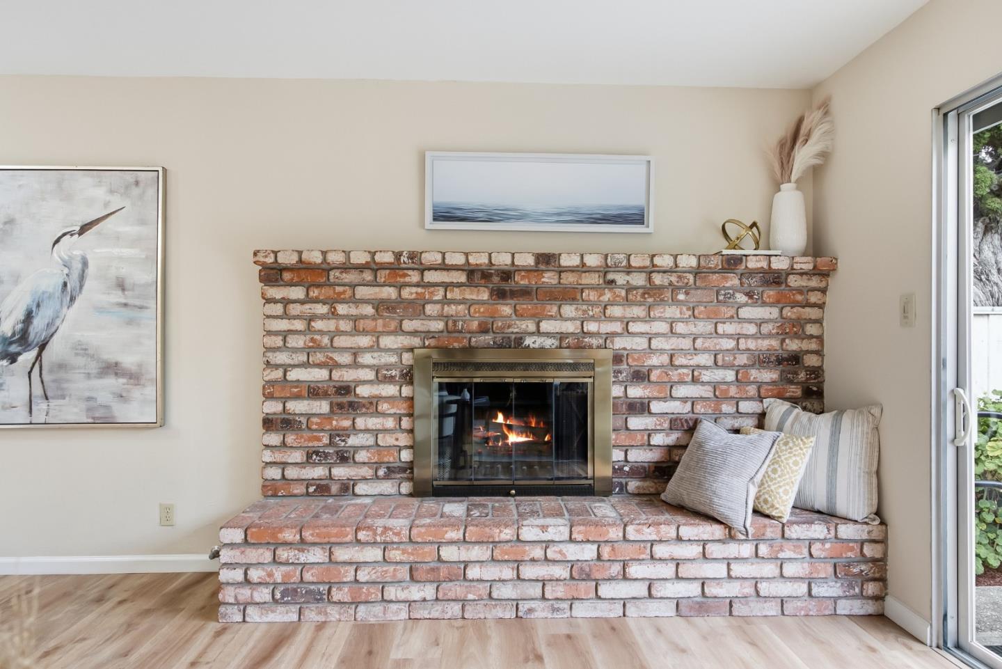 1402 Turlock LN