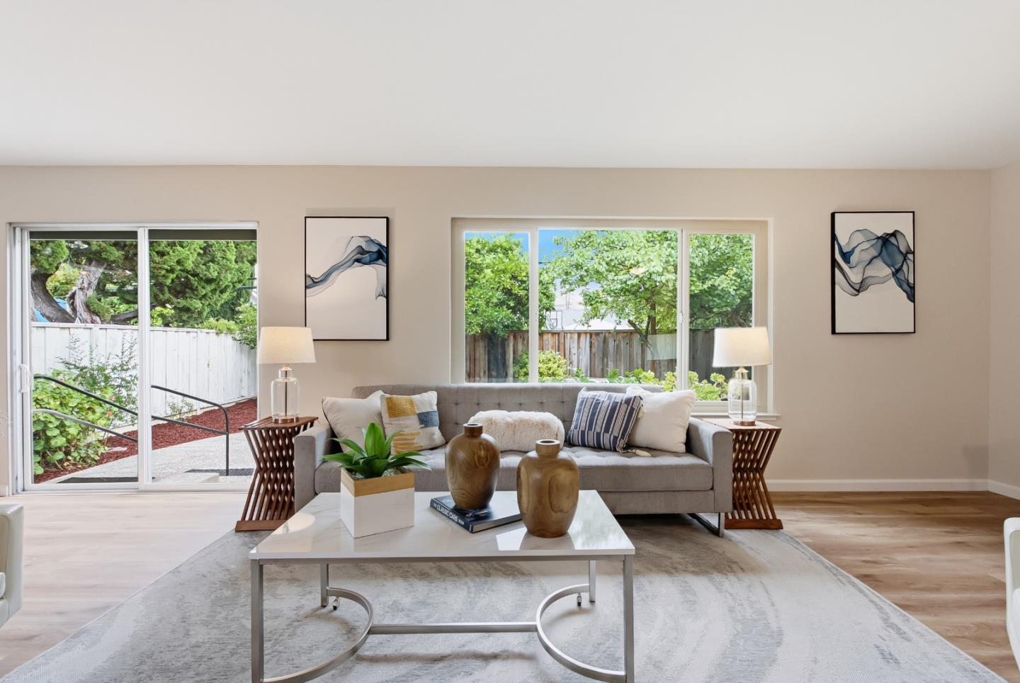 1402 Turlock LN