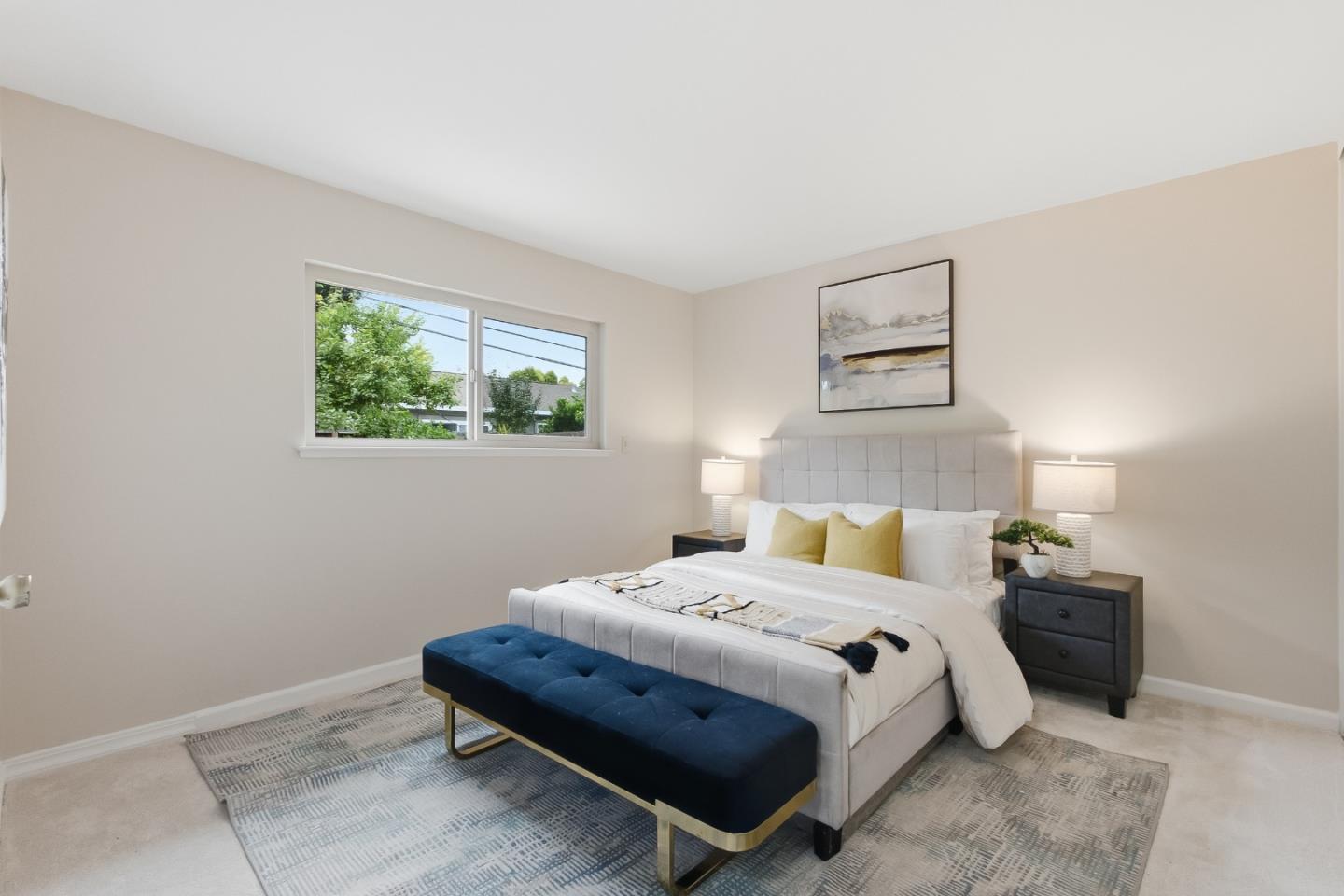 1402 Turlock LN