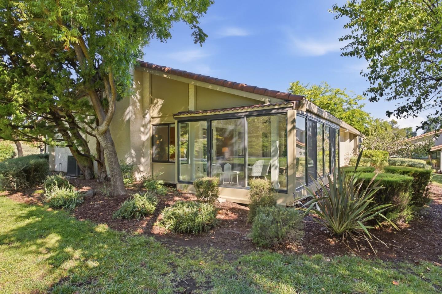 8422 Chenin Blanc LN