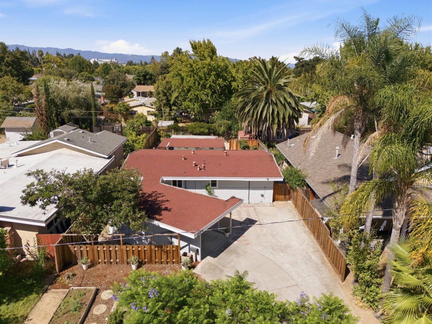 537 Mayellen AVE