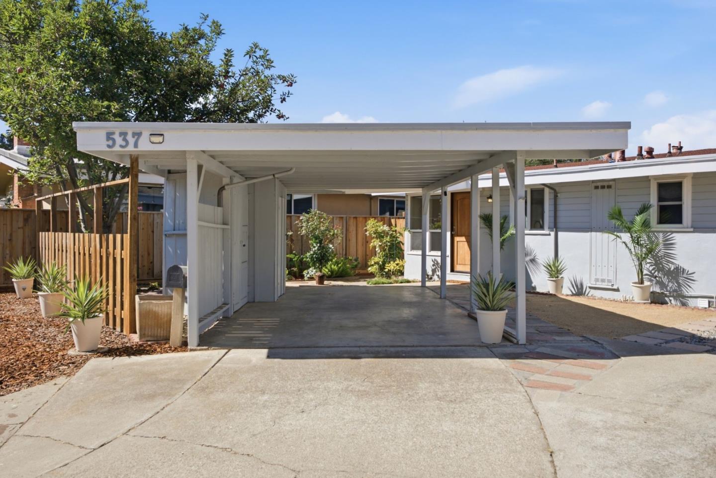 537 Mayellen AVE