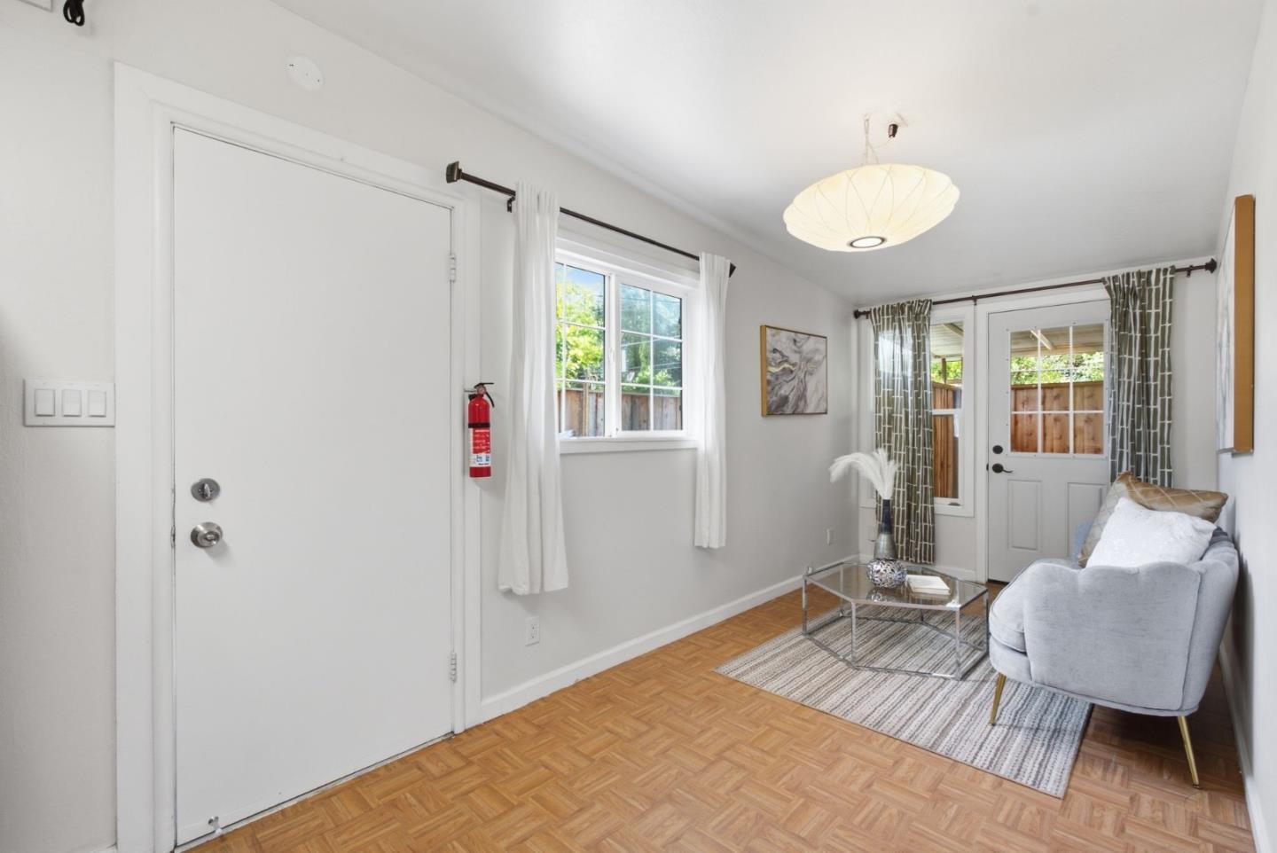 537 Mayellen AVE