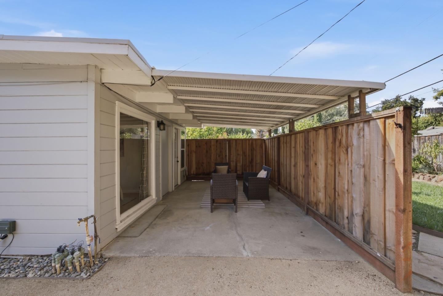 537 Mayellen AVE