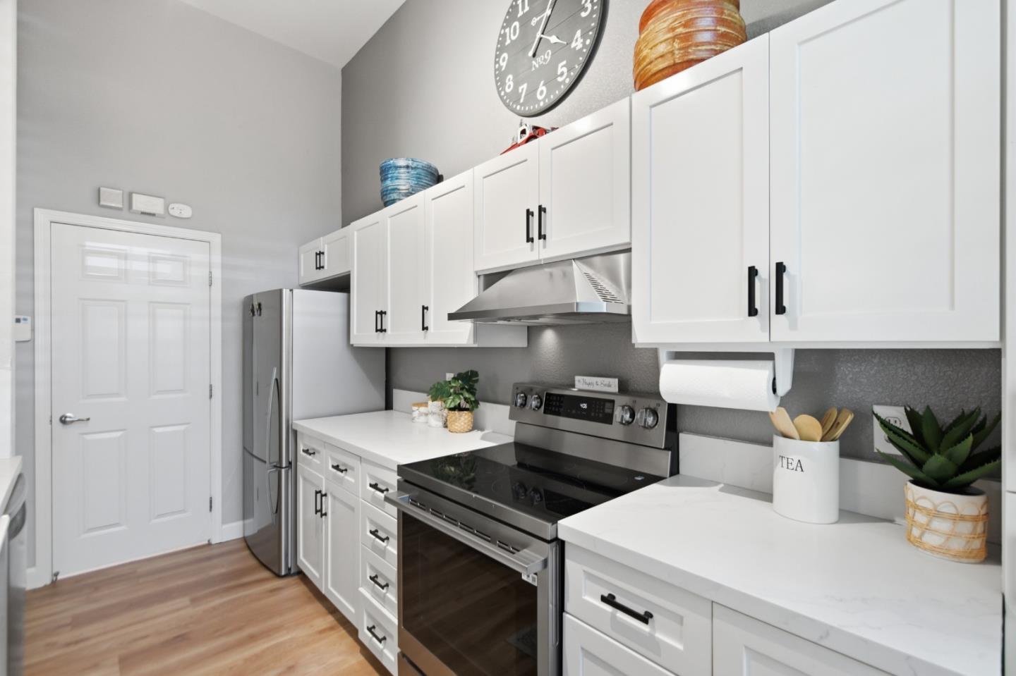 516 Martha ST 117