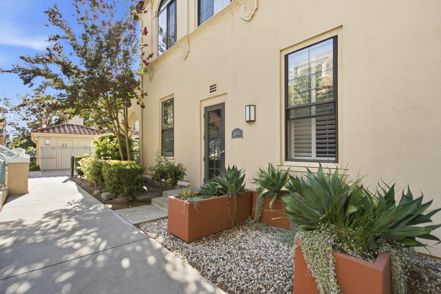 516 Martha ST 117