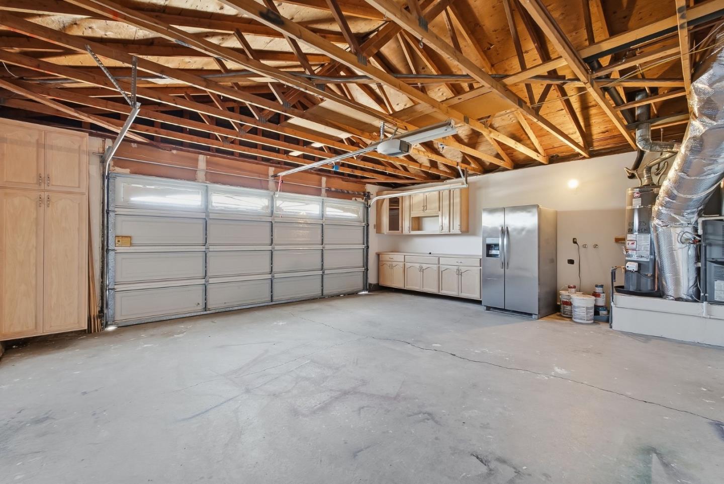 5019 Avenida De Lago
