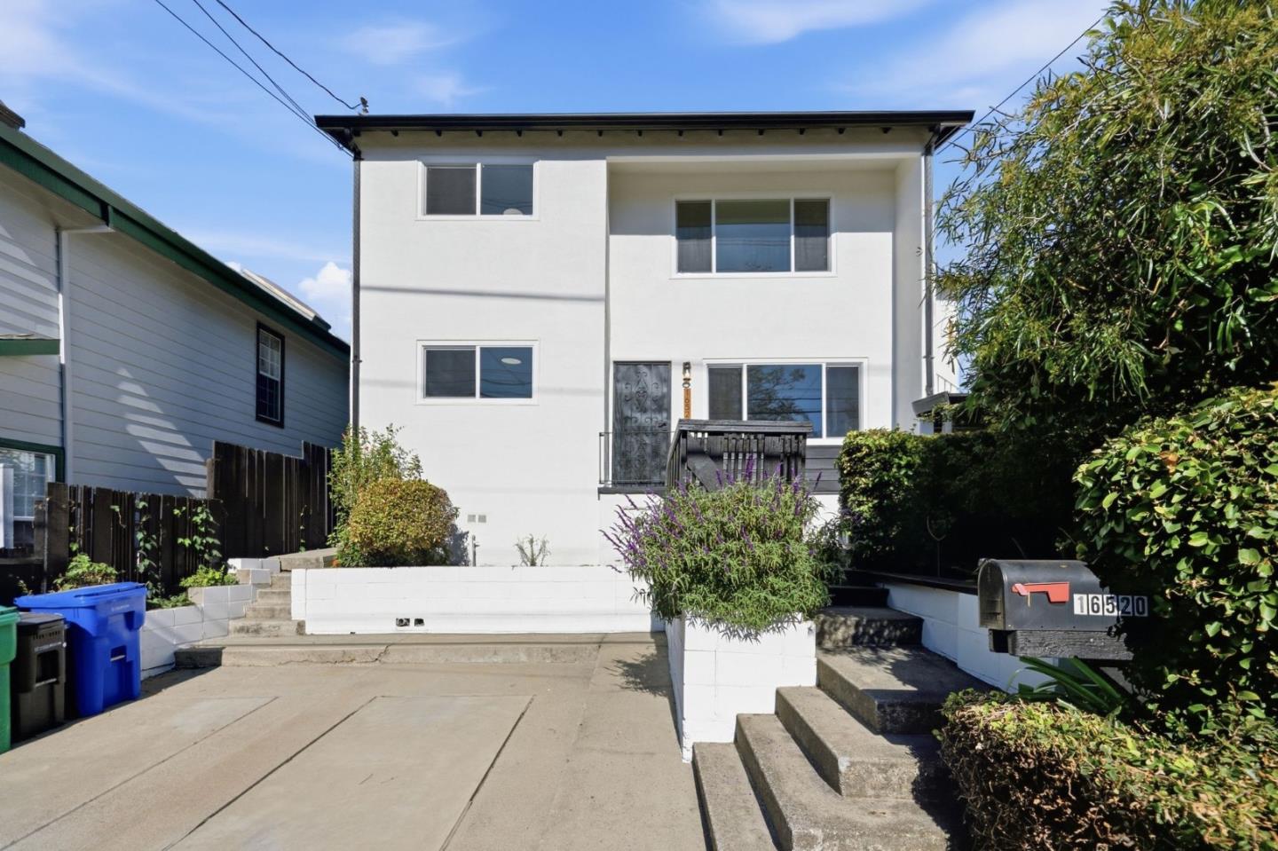 16522 Foothill BLVD