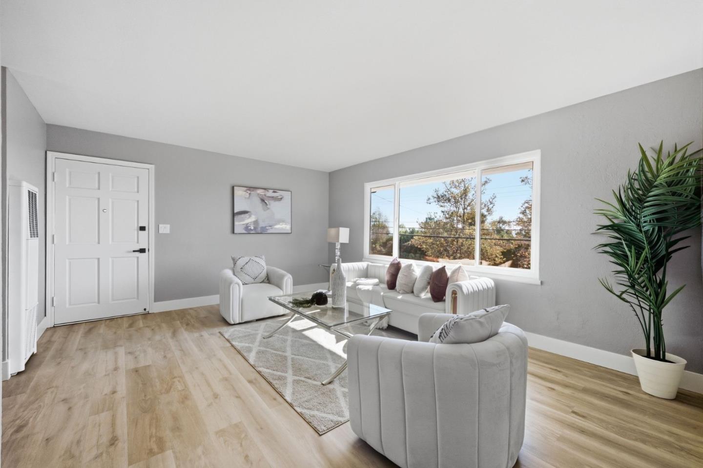 16522 Foothill BLVD