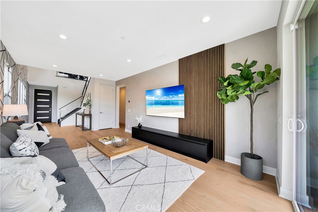 26268 Paseo Horizonte