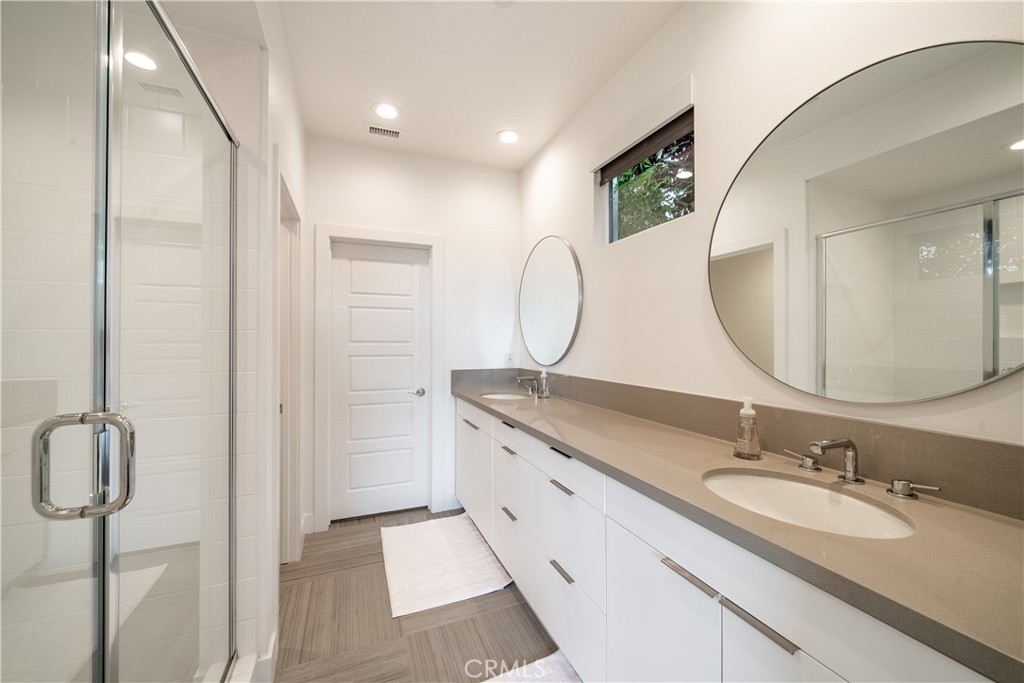 26268 Paseo Horizonte