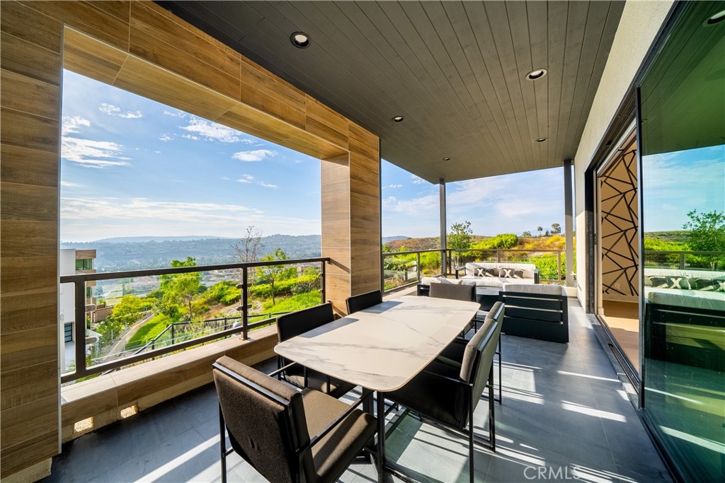 26268 Paseo Horizonte