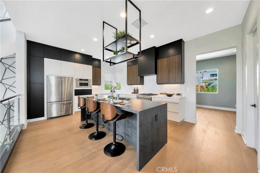 26268 Paseo Horizonte