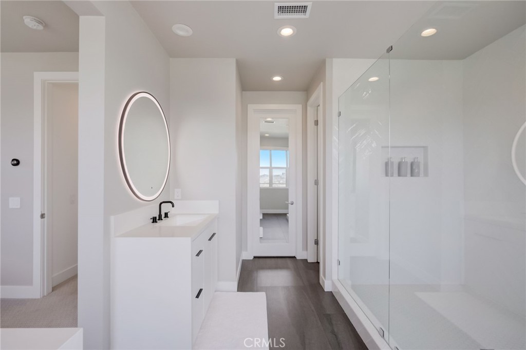 26268 Paseo Horizonte