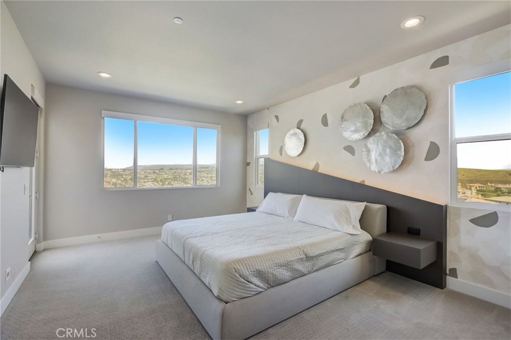 26268 Paseo Horizonte