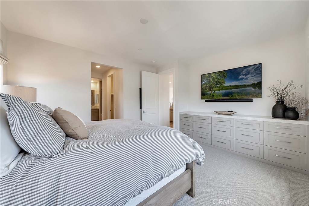 1417 Doheny Way