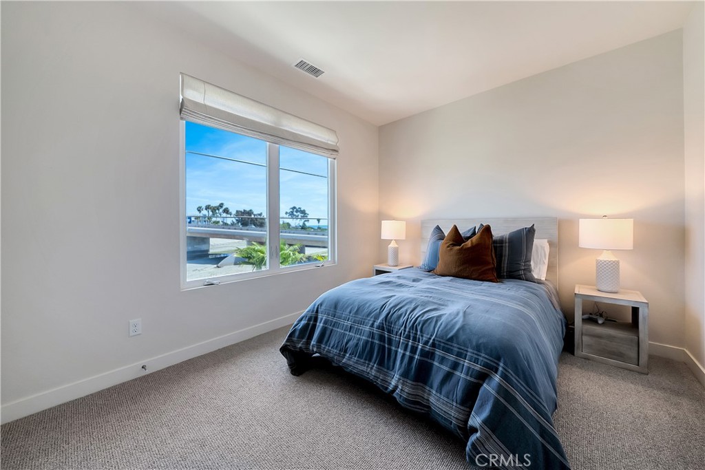 1417 Doheny Way