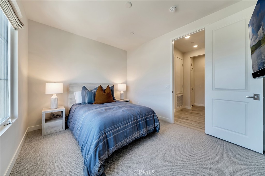 1417 Doheny Way