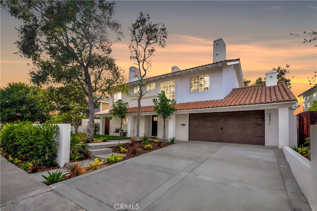 24471 Los Serranos Drive
