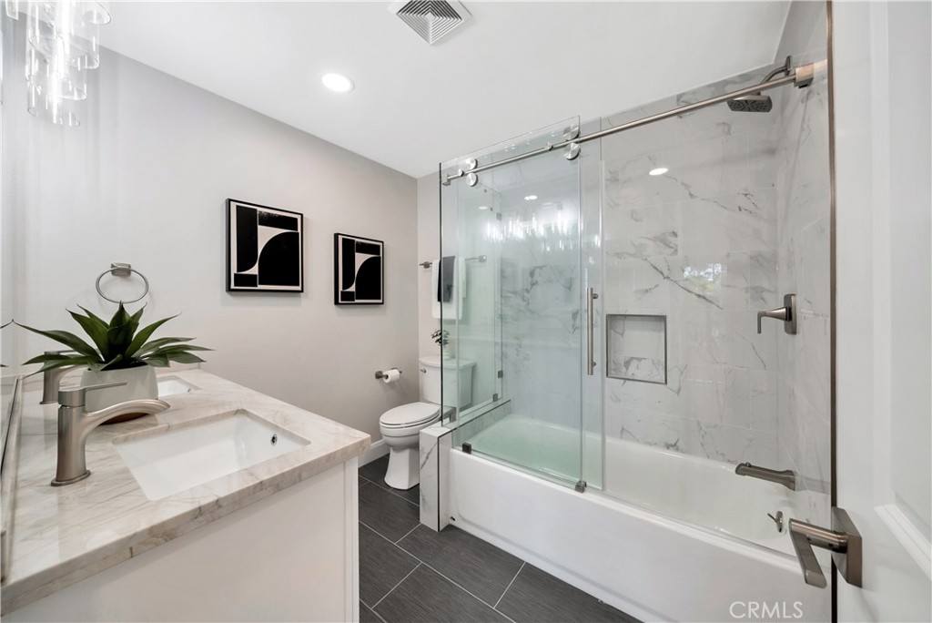 24471 Los Serranos Drive