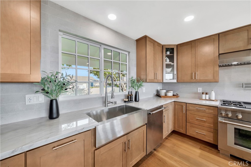 24471 Los Serranos Drive