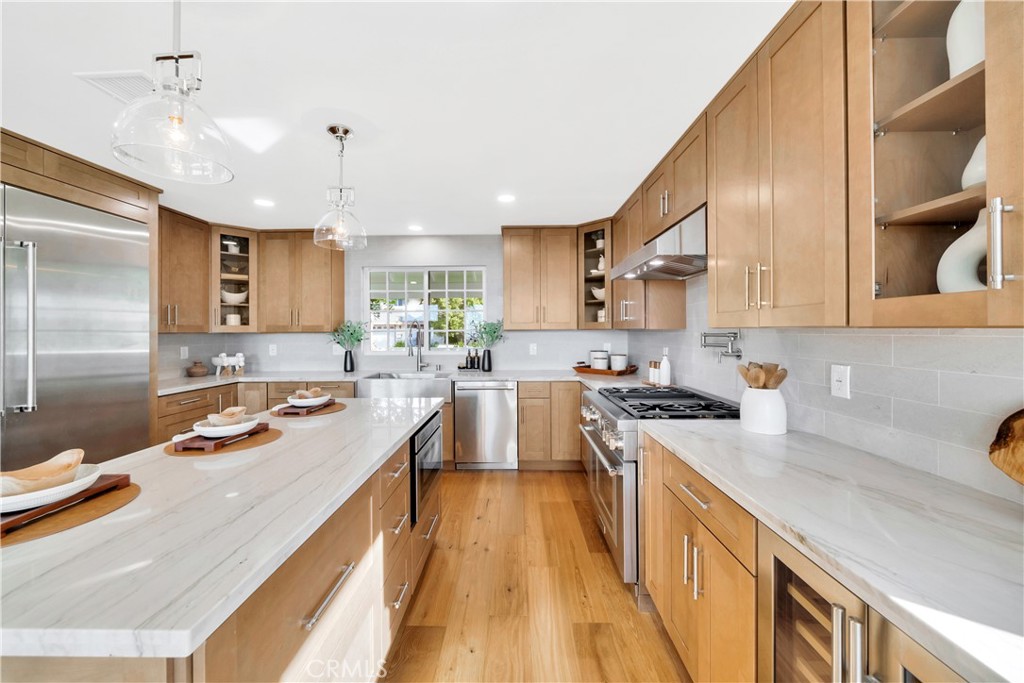 24471 Los Serranos Drive