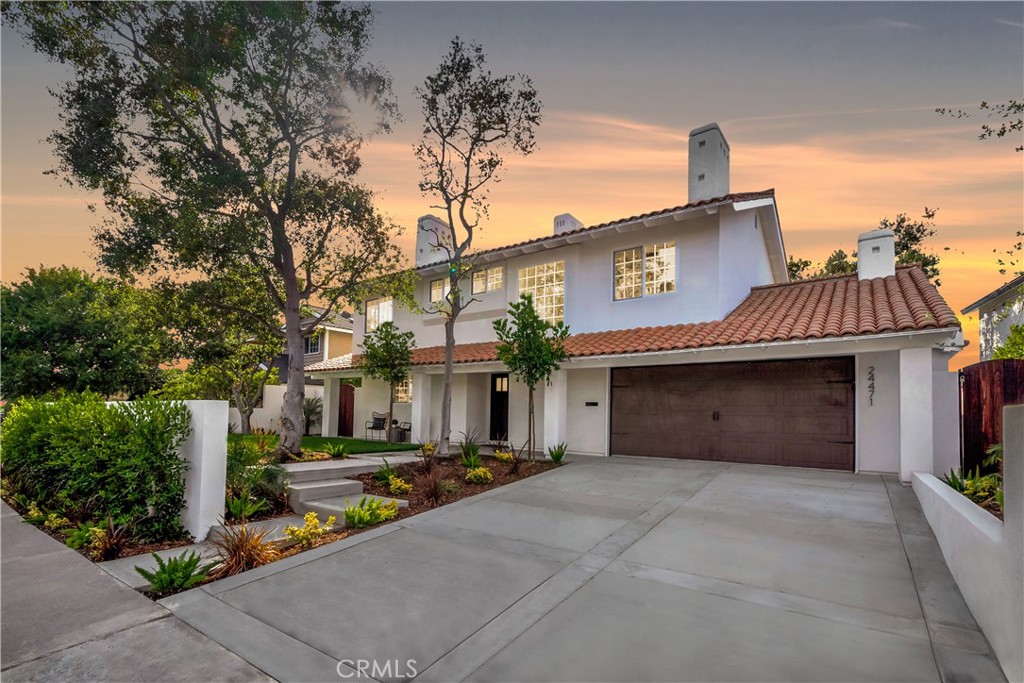 24471 Los Serranos Drive