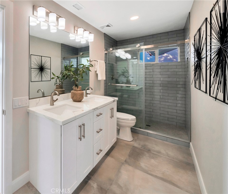 24471 Los Serranos Drive