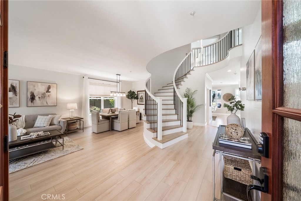 2536 Calle Jade