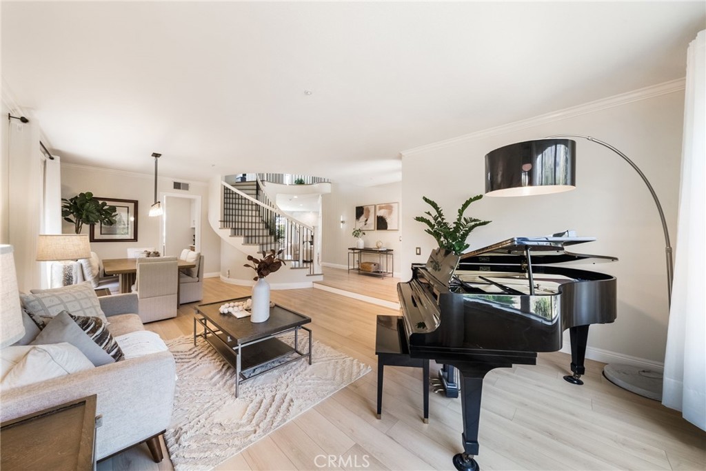 2536 Calle Jade